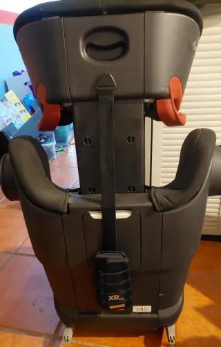 Silla coche Britax Römer negra