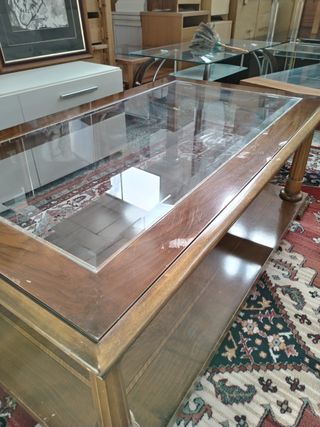 MESA DE CENTRO CON CRISTAL