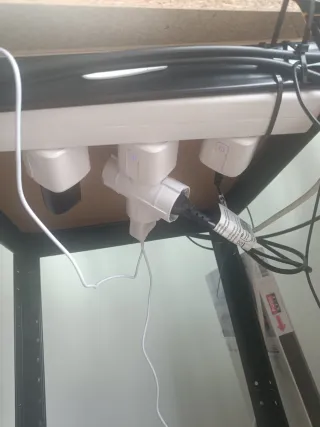 Terrario con riego y control de temperatura