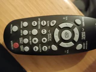 Equipo música Samsung MM-E330 + mando