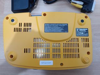 CONSOLA NINTENDO 64 EDICIÓN PIKACHU