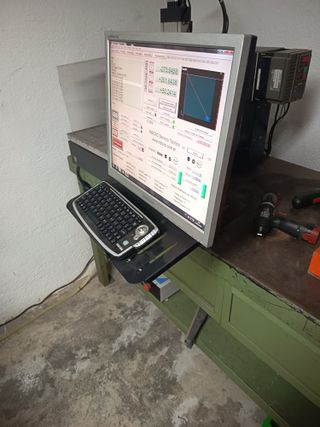 Fresadora CNC Robusta 50x40