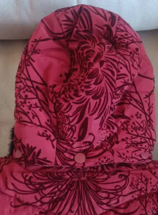 Abrigo largo Desigual rojo/negro estampado calenti