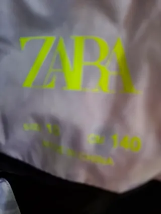 Chaqueta Zara Niña Talla 9-10 impecable