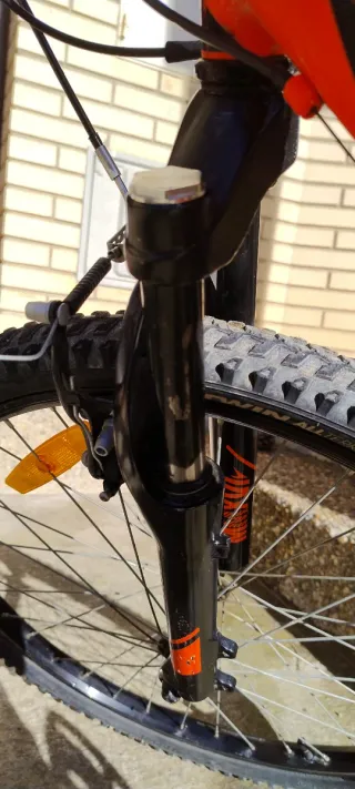 Bicicleta Montaña Naranja B'TWIN