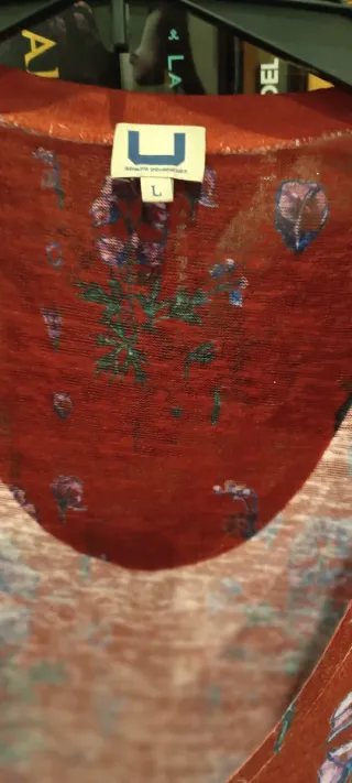 Camiseta Adolfo Domínguez floral roja Talla L