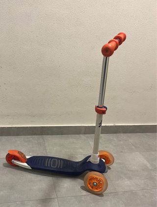 Patinete infantil Decathlon con luces