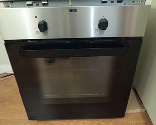 Vitrocerámica y horno Zanussi