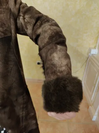 Abrigo de cuero y piel de conejo