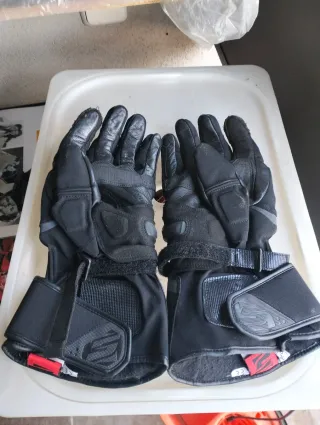 Guantes Moto Five con protección