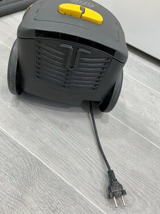 Aspiradora Daewoo 1200W Amarilla