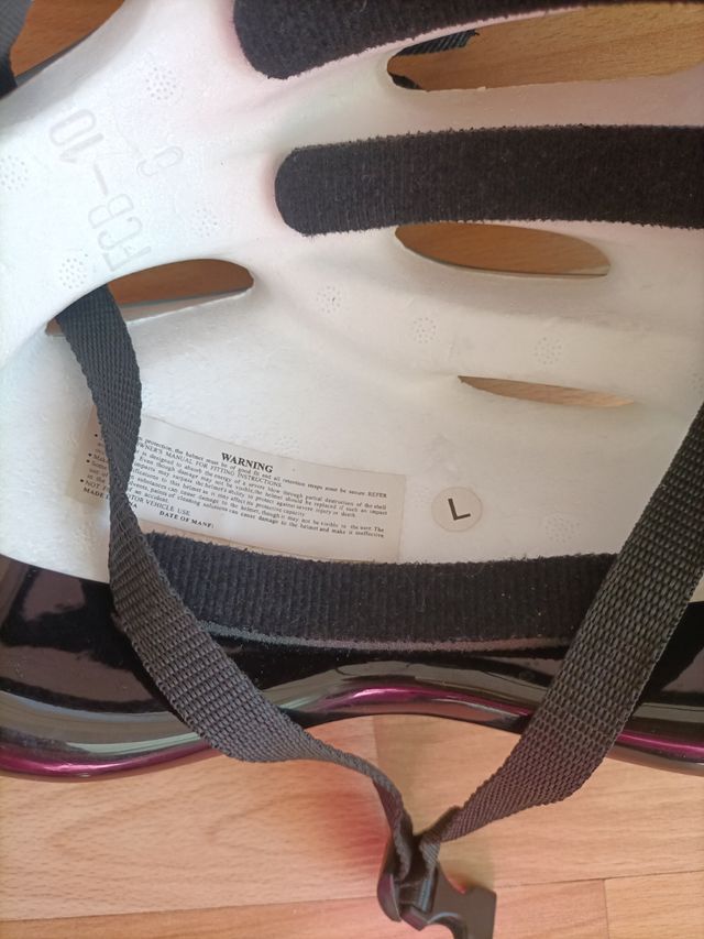 Casco para bicicleta o patinete