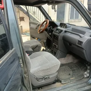 Mitsubishi Montero 1995