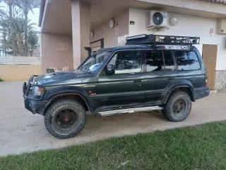 Mitsubishi Montero 1995