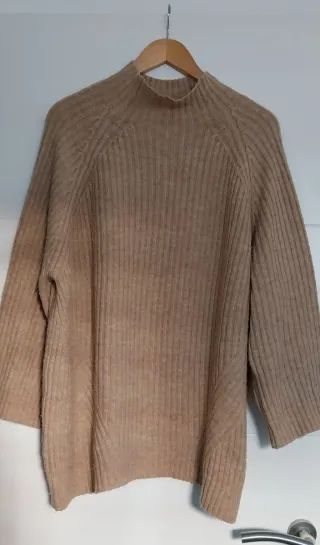 Jersey Stradivarius beige