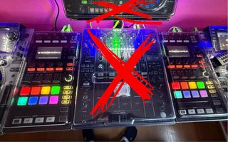 Traktor Kontrol D2, pareja