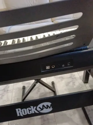 Teclado RockJam RJ761 con soporte
