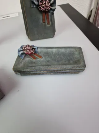 Juego tocador azul metal y piedra