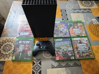 Xbox Series X 1TB+5 juegos