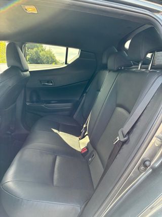 Toyota C-HR – Garantía vigente