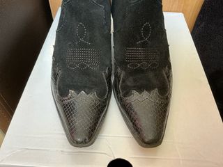 Botines Zara piel negra estilo western – 40