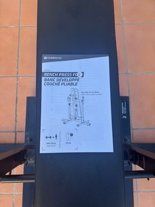 Banco de musculación plegable con rack