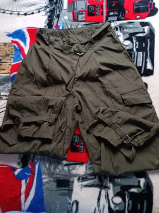 Pantalones cargo Lefties verde