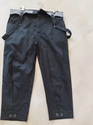 Pantalón tobillero negro Mango