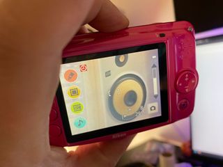 Nikon Coolpix Fotocamera Rosa