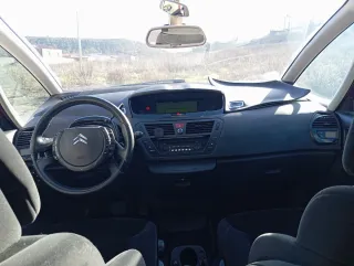 Citroen Grand C4 Picasso 2010