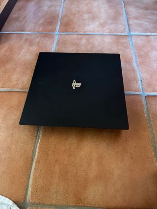 PS4 Pro 1TB CUH-7216B Negra