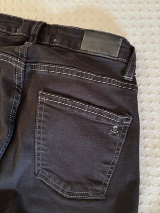Pantalón campana Scalpers negro