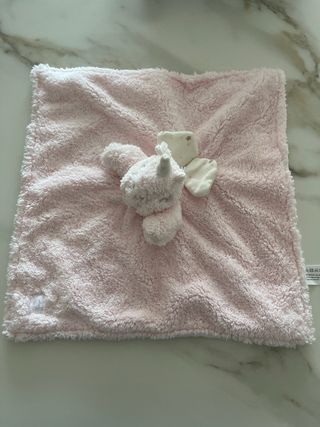 Dou dou bebé color rosa marca Corte Inglés