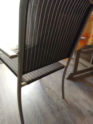 Sillón de jardín de aluminio  y nylon.