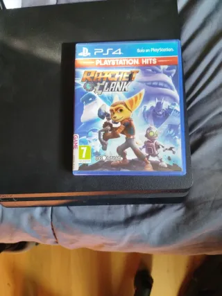 PS4 Pro 1TB Negra  Perfecto estado