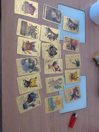 Cartas Pokémon Doradas V y VSTAR