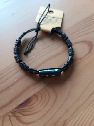 Collar y pulsera de cuentas