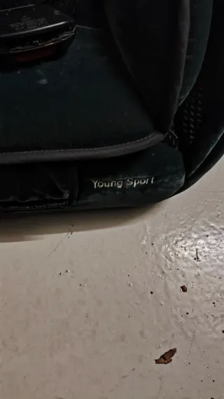 Silla de coche RECARO Young Sport. 9-36 kg.