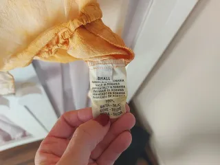 Blusa Guess Seda Naranja y Amarillo