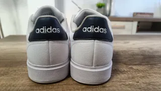 Zapatillas Adidas blancas n° 44