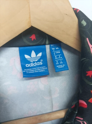 Chaqueta Adidas Firebird Floral Negra Multicolor