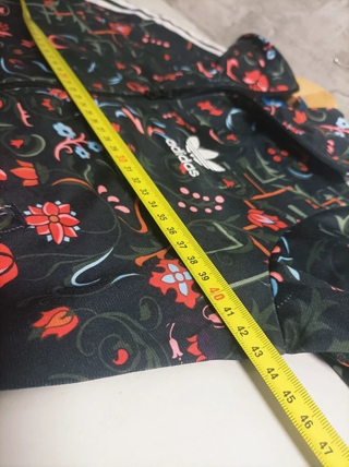 Chaqueta Adidas Firebird Floral Negra Multicolor