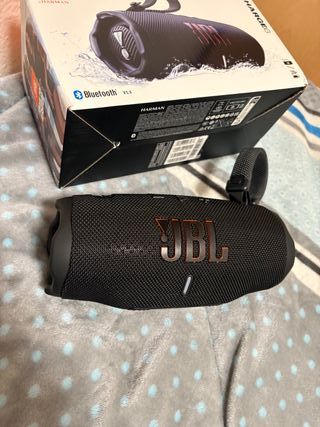 JBL Charge 6 - Altavoz Bluetooth Nuevo en Caja