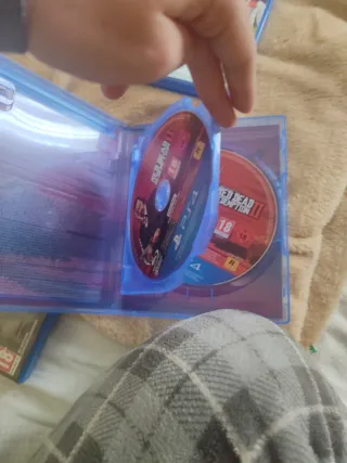 Pack 3 juegos PS4: FIFA 21 + RDR2 + Modern Warfare