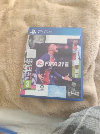 Pack 3 juegos PS4: FIFA 21 + RDR2 + Modern Warfare