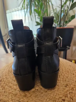 Botines Piel Bimba y Lola Negros Mujer