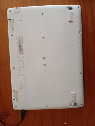 Mini portátil Acer negro/plateado