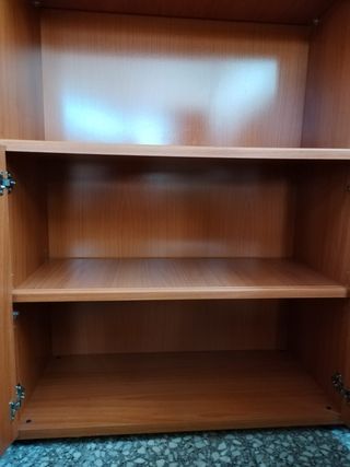 ESTANTERÍA DE MADERA CLARO