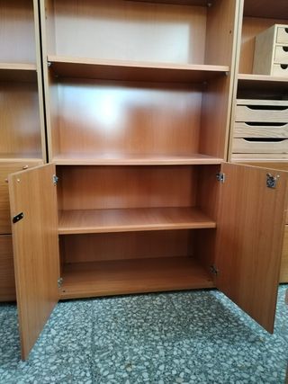 ESTANTERÍA DE MADERA CLARO