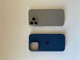 iPhone 16 Pro Max 256GB Titanio Natural + Funda